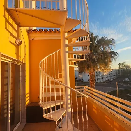 Palmview Penthouse Algarve アパート